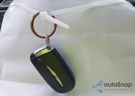 2015 Chrysler 200 C z USA, uszkodzony, nr VIN 1C3CCCCG6FN582541